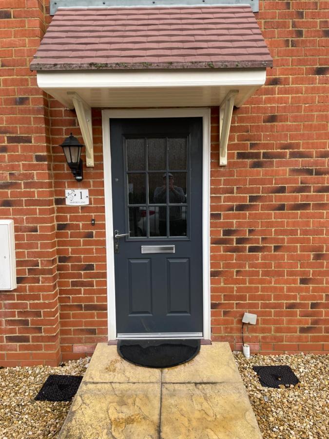 Quays Retreat: Spacious 3-bedroom Near The Docks Holiday home *